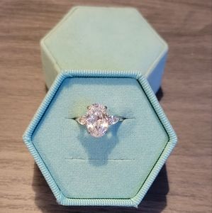 Everly Rings "Anastasia"